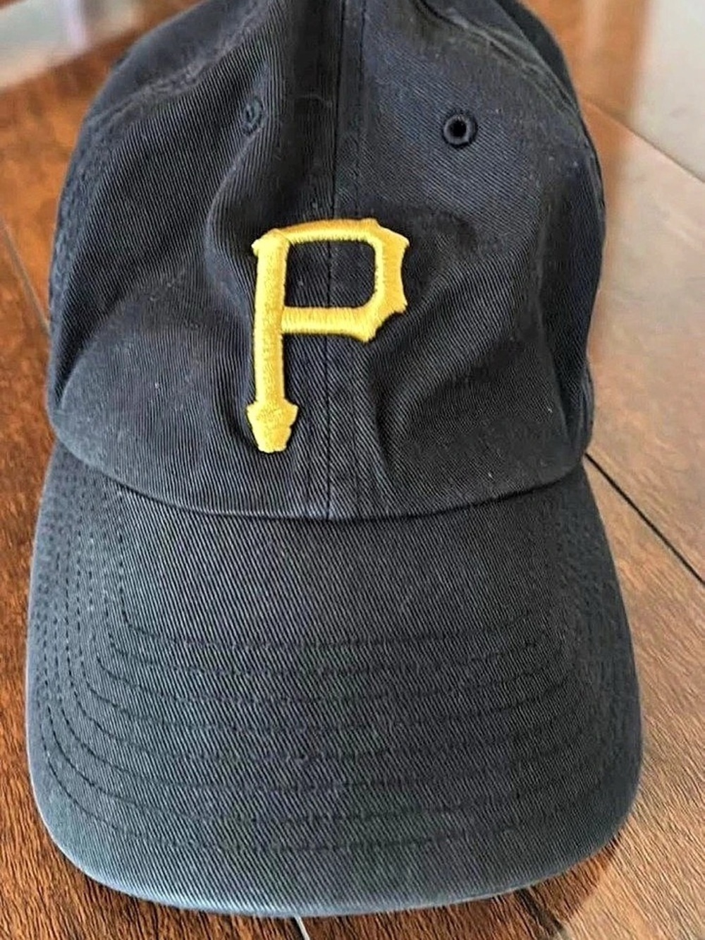47 Brand Pittsburgh Pirates black baseball cap size large